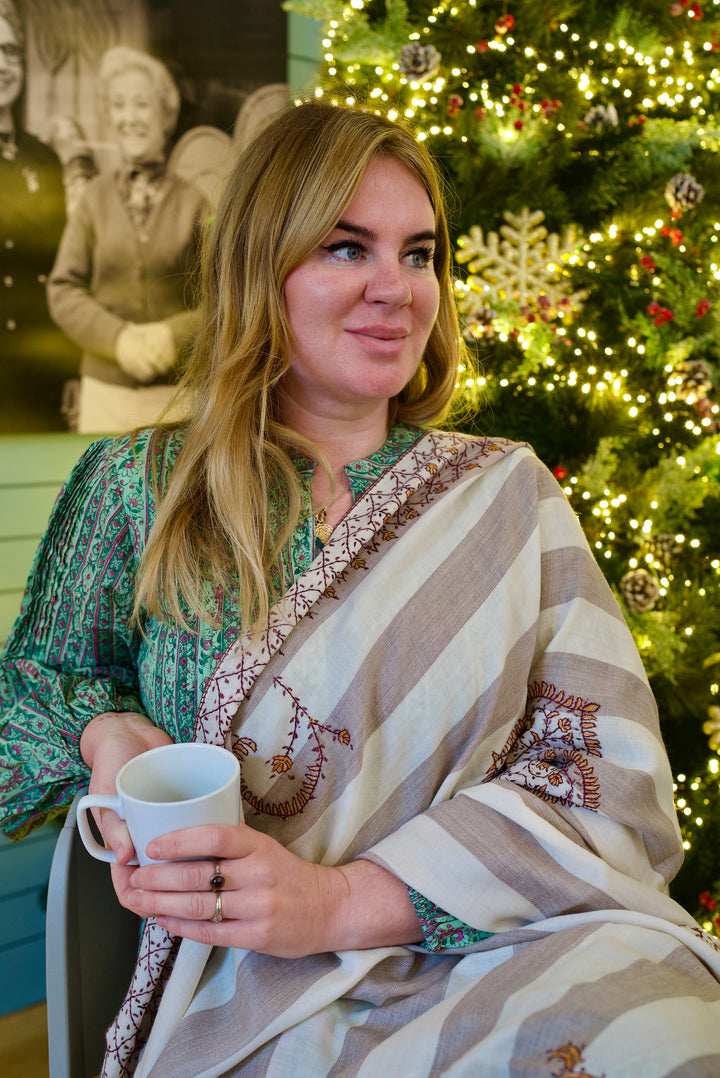 Kashmiri wool shawl Akhtab