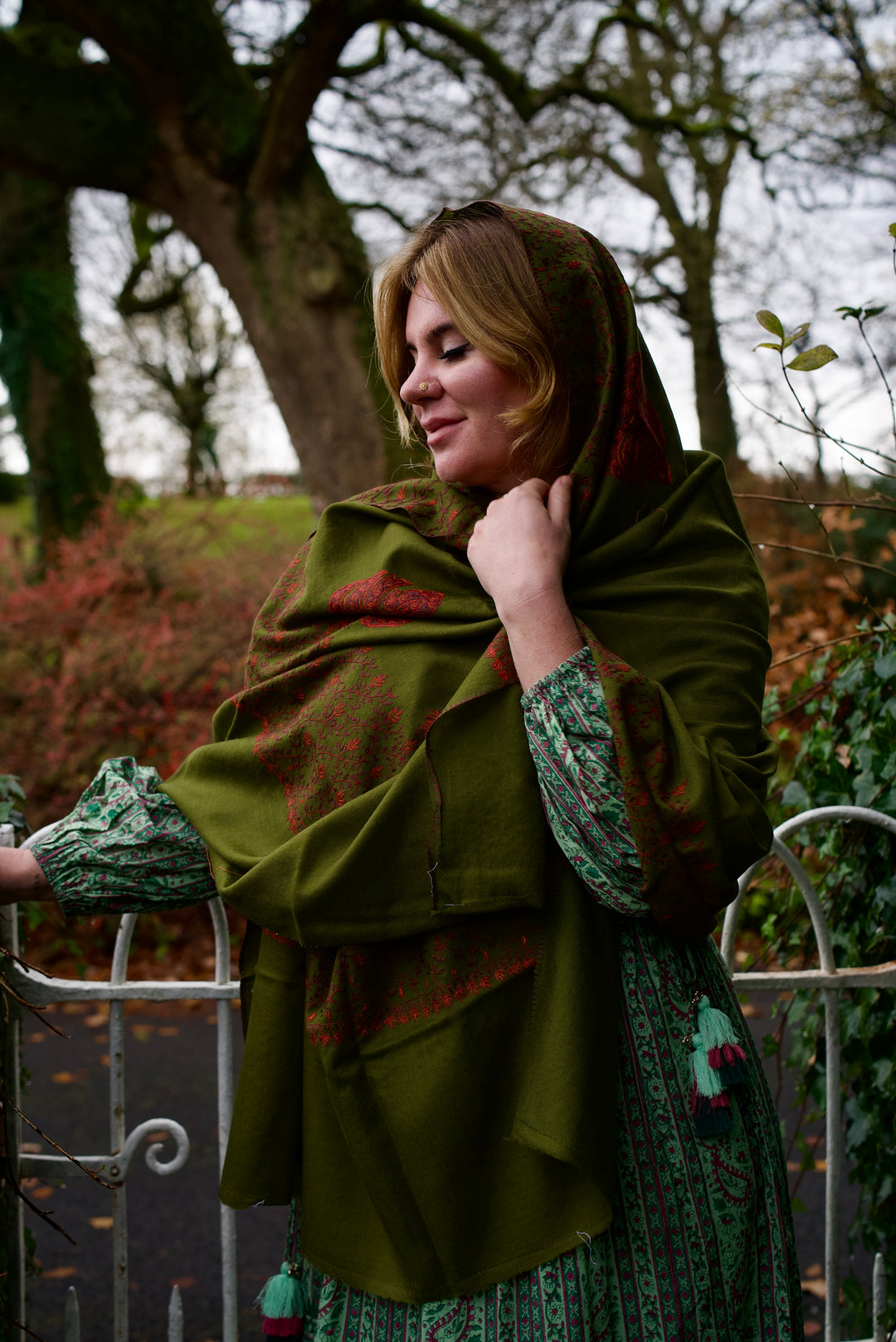 Kashmiri wool shawl Zameen