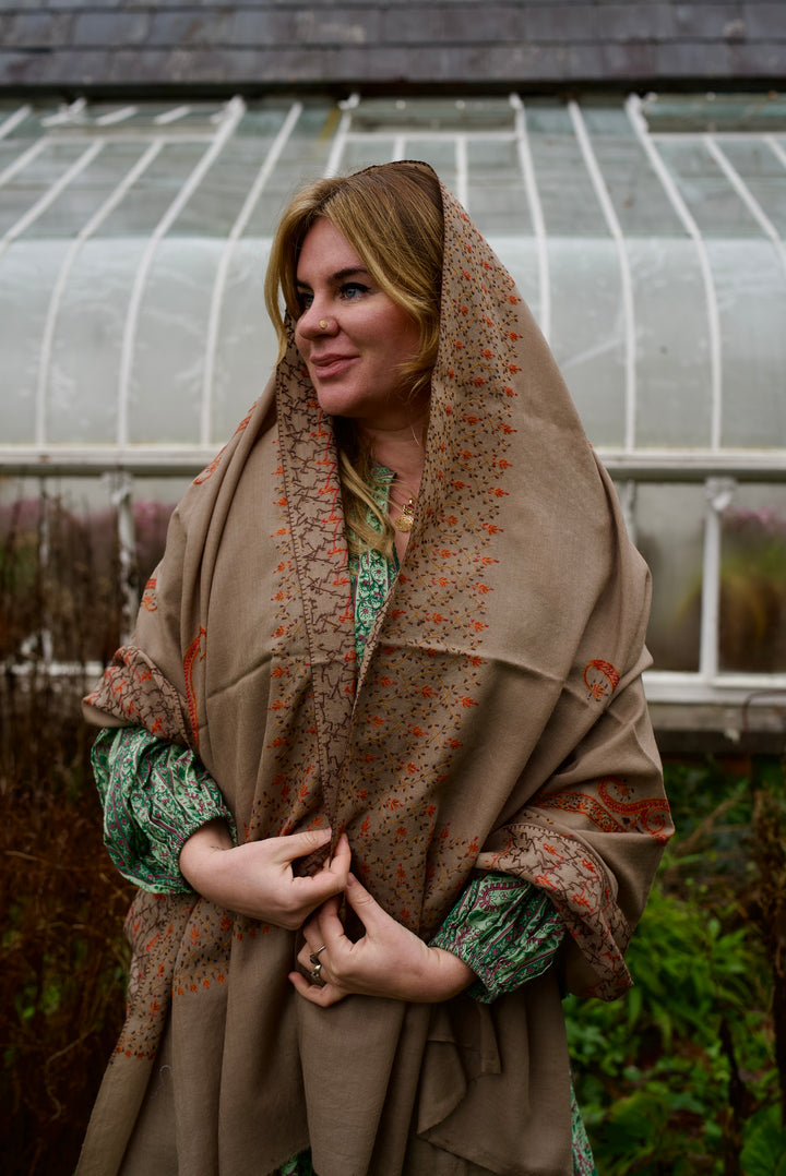 Kashmiri wool shawl Ishq
